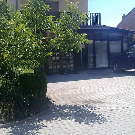 אוהריד Villa Amsterdam מראה חיצוני תמונה