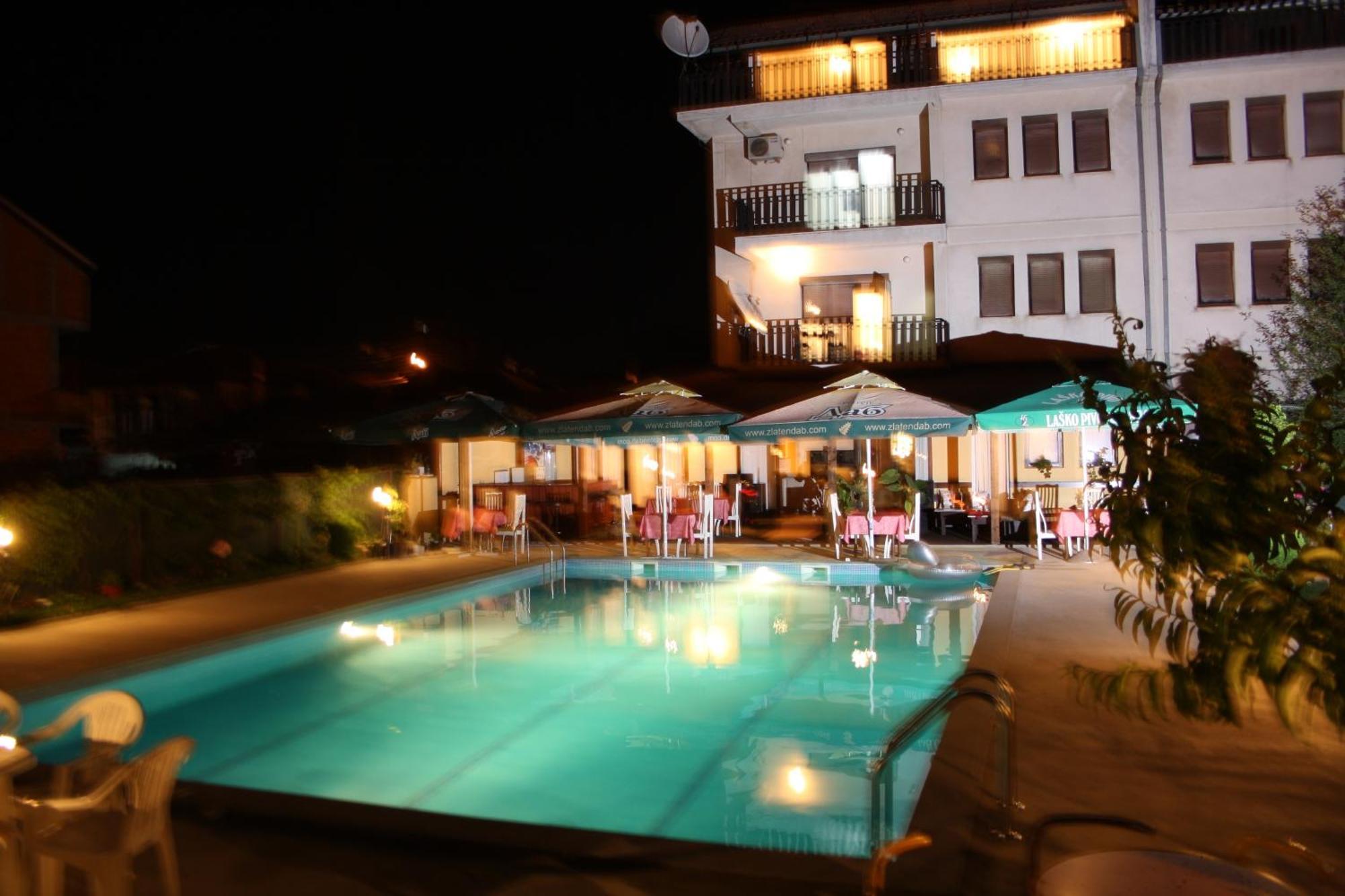 אוהריד Villa Amsterdam מראה חיצוני תמונה