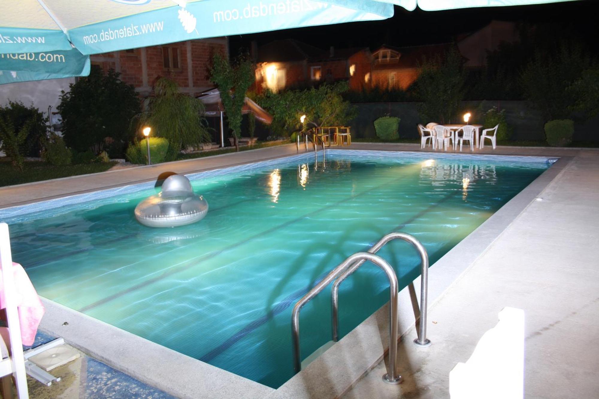 אוהריד Villa Amsterdam מראה חיצוני תמונה