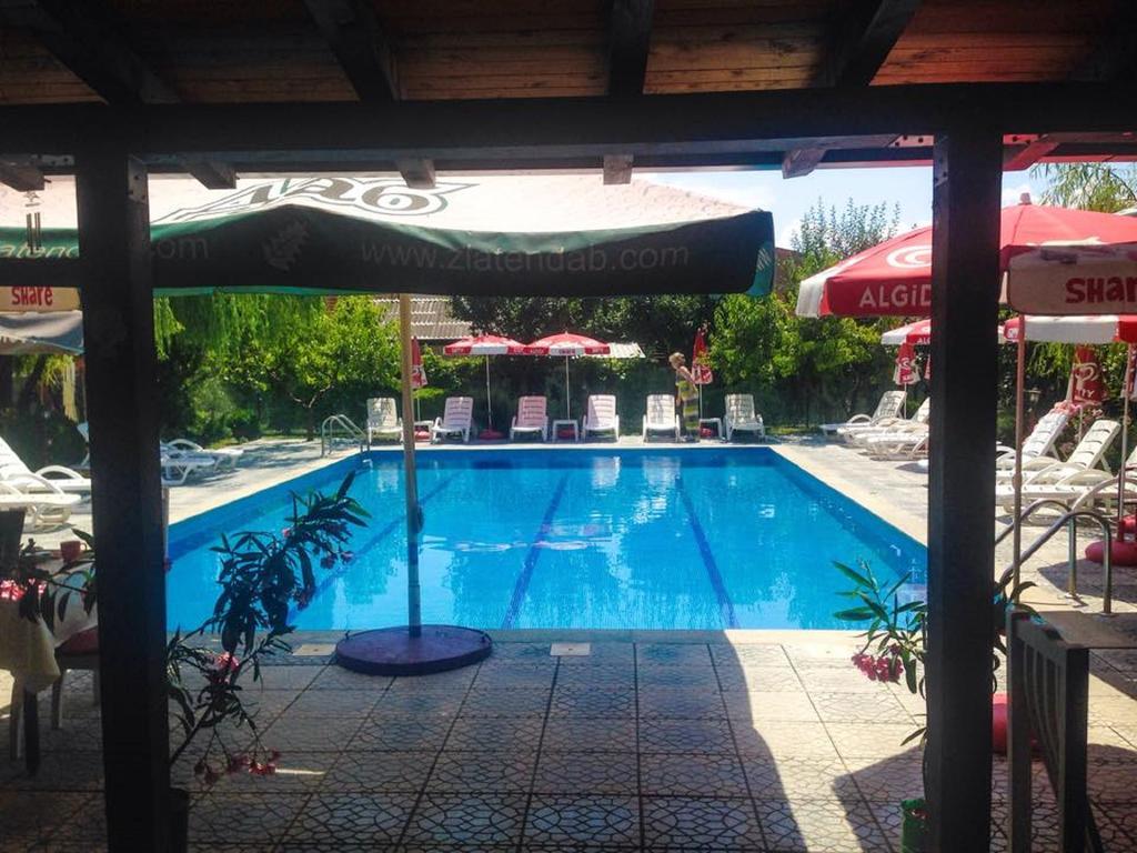 אוהריד Villa Amsterdam מראה חיצוני תמונה