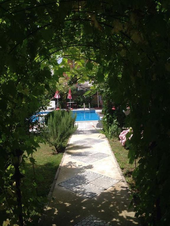 אוהריד Villa Amsterdam מראה חיצוני תמונה