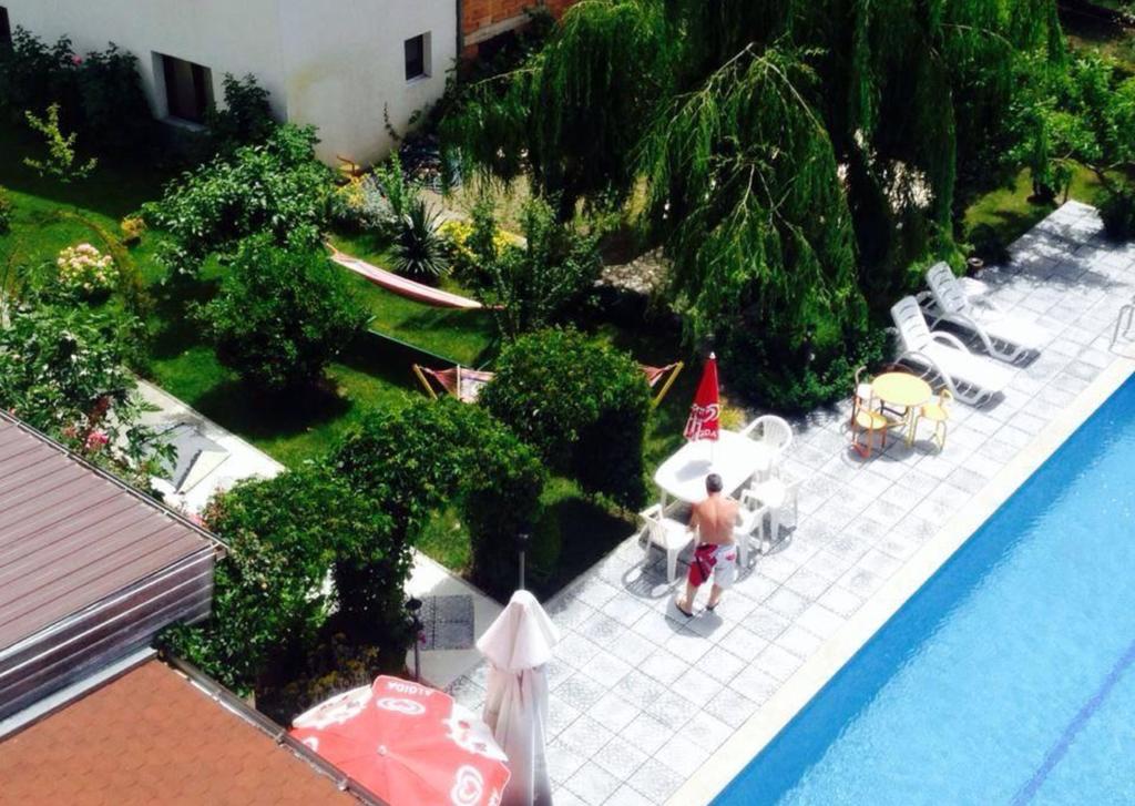 אוהריד Villa Amsterdam מראה חיצוני תמונה